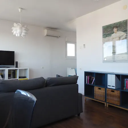 Comfortable With Great And Sea View 公寓 *