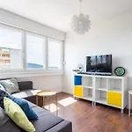 Comfortable With Great And Sea View