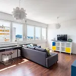 Lägenhet Comfortable With Great And Sea View *
