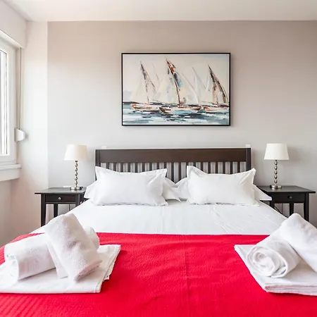 Apartment Comfortable With Great And Sea View Split