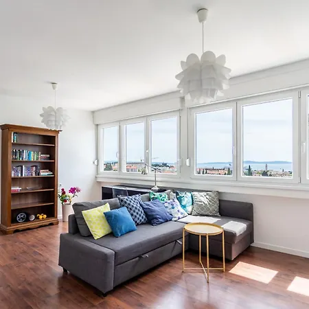 Comfortable With Great And Sea View Apartamento *