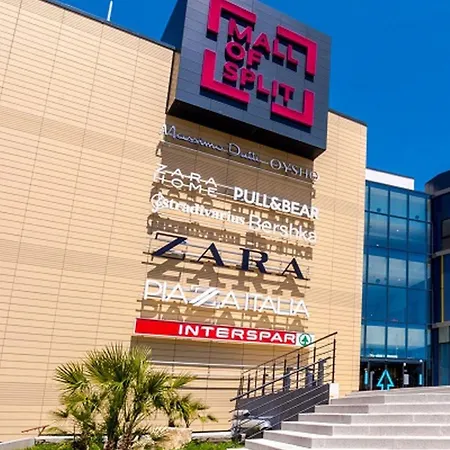 Comfortable With Great And Sea View Split