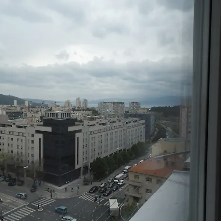 Apartment Comfortable With Great And Sea View